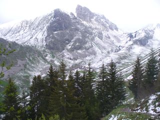 Les sommets enneigés