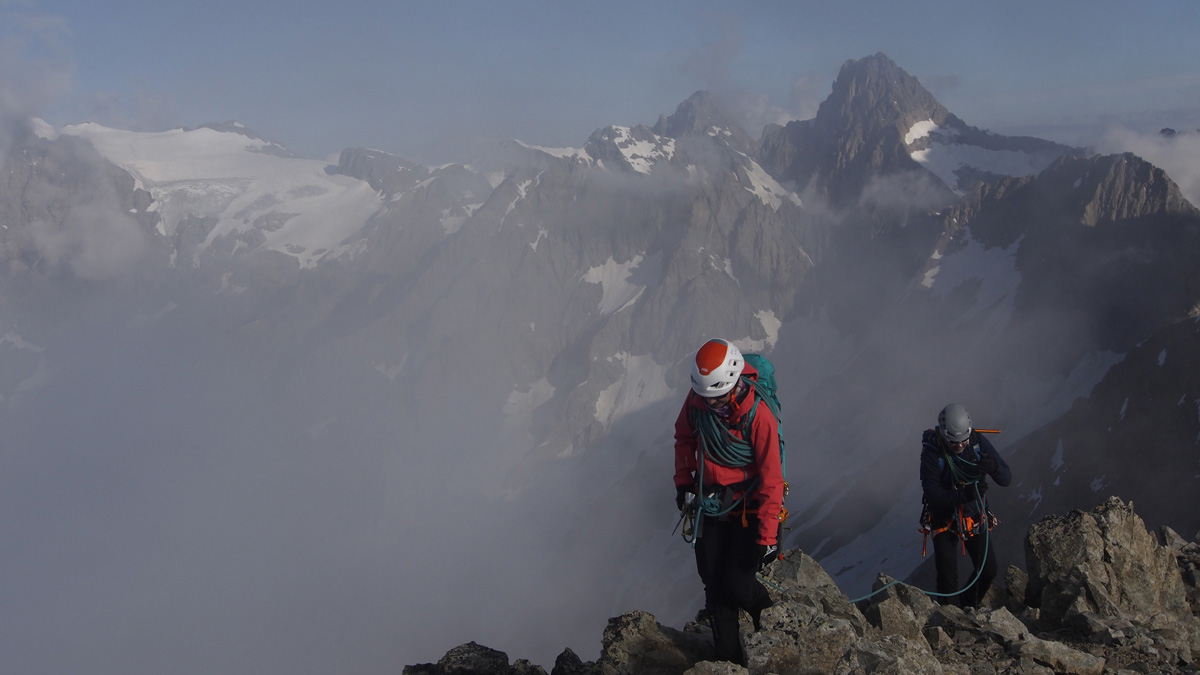 Sur l'arête en direction du col du Gioberney