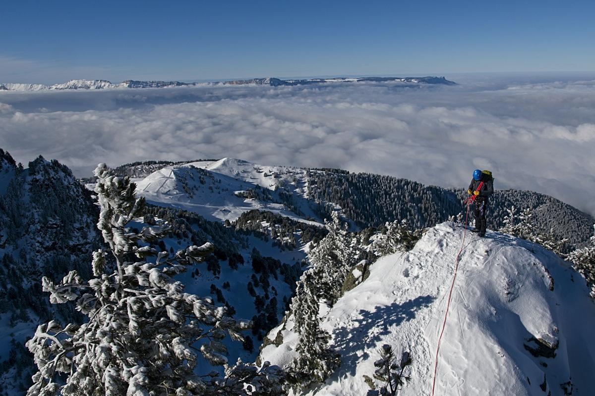 Sur l'arête finale