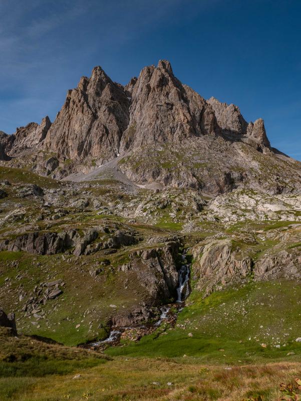 Pointe du Riou Blanc au dessus de la source de la Clarée
