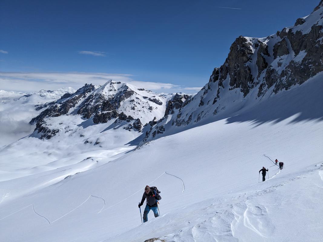 Arrivée au passage au dessus du col Someiller